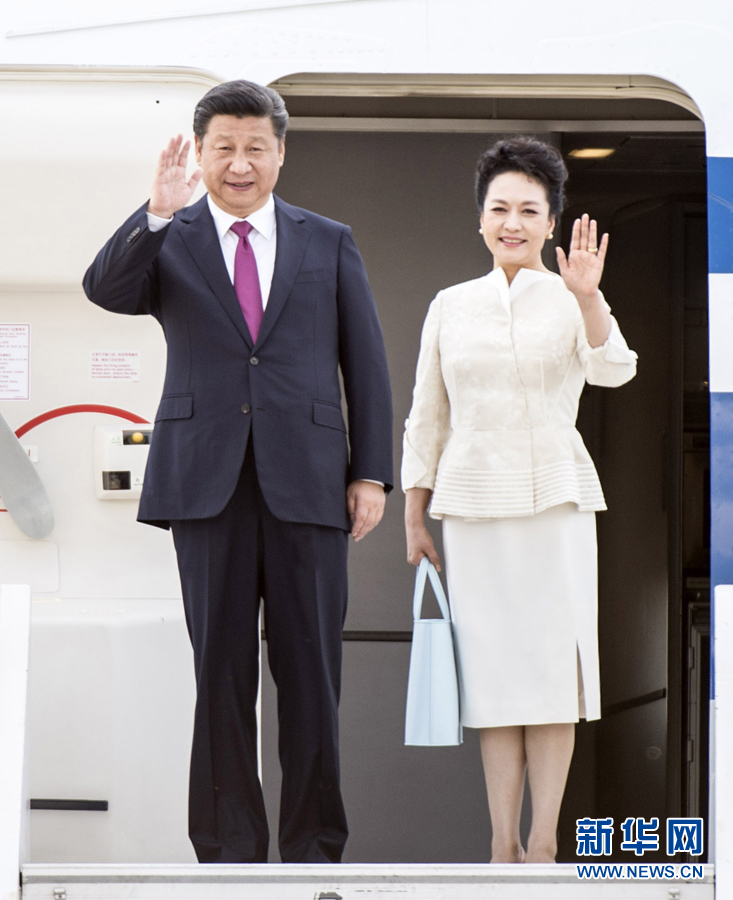 習(xí)近平抵達(dá)華沙 開始對波蘭共和國進行國事訪問