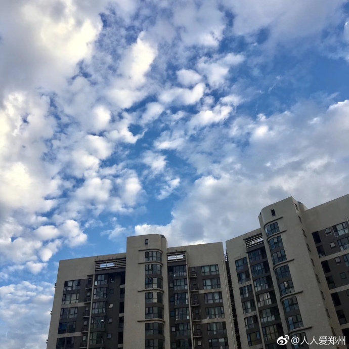 又被鄭州的藍天刷屏！隨便一拍就是手機壁紙