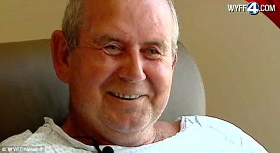 美國男子遭10次雷擊仍幸存:感覺像進(jìn)了微波爐(圖)