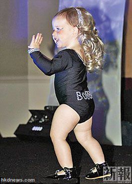 博伊登每當(dāng)音樂響起，便會手舞足蹈。