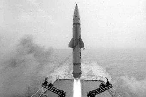 資料圖：印度試射“丹努什”核導(dǎo)彈。