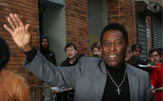 11月以來，球王貝利二度入院治療引發(fā)關(guān)注，這位巴西足球巨星還被傳出病情加重的消息。 CFP