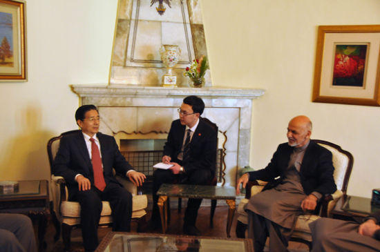 　11月30日，阿富汗總統(tǒng)加尼在首都喀布爾會見到訪的中國國務委員郭聲琨。