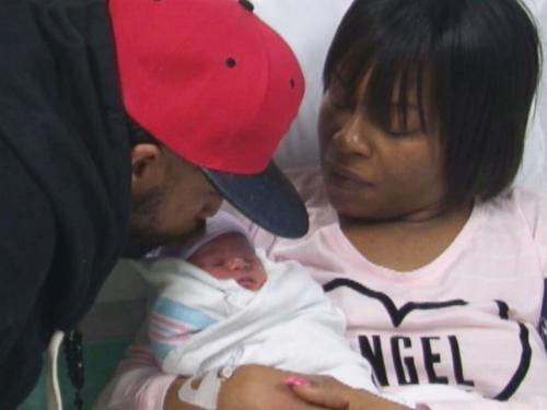 俄亥俄州一對同為元旦生日的夫妻，就在剛剛過去的1月1日，又生下了自己的女兒。