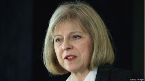 特雷莎·梅有關(guān)海外留學(xué)生的移民政策遭到猛烈批評(píng)。