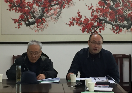 （左：原周口地區(qū)常委秘書長(zhǎng)梁祖靈 ；右：鄲城縣委常委組織部長(zhǎng)侯磊 ）