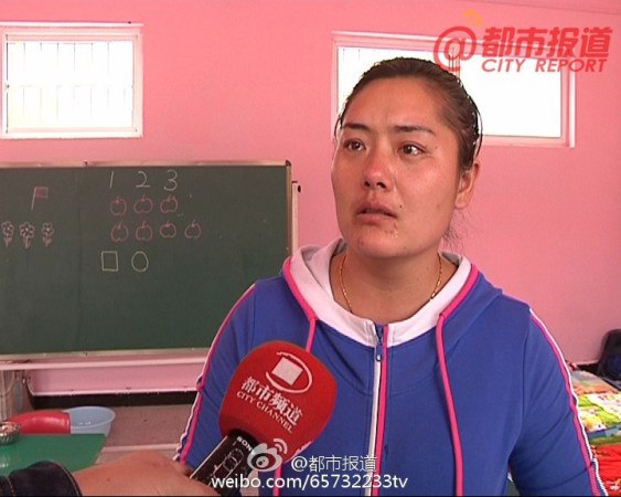 當(dāng)事老師接受采訪時(shí)表示很委屈。