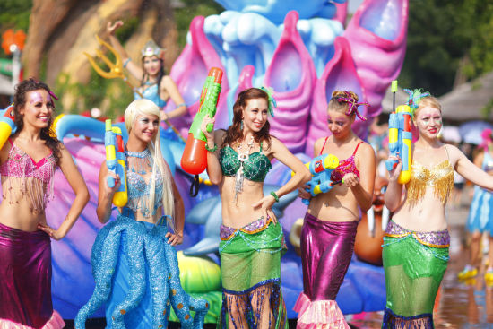 大連發(fā)現(xiàn)王國(guó)開(kāi)啟“戲水狂歡”模式 大連發(fā)現(xiàn)王國(guó)開(kāi)啟“戲水狂歡”模式