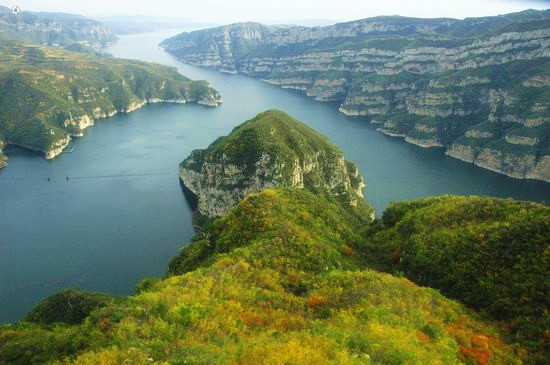 到黃河三峽“飛”黃河、拜孔子、探溶洞