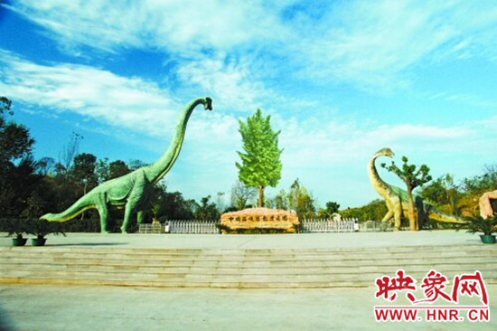 美不勝收 爬山、游園、賞奇觀（組圖）