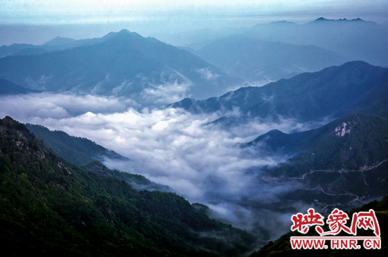 美不勝收 爬山、游園、賞奇觀（組圖）