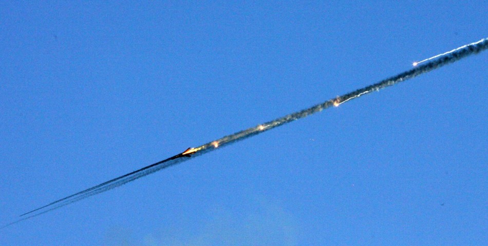 印度空軍鐵拳實(shí)戰(zhàn)演習(xí)曝光 場(chǎng)面大LCA戰(zhàn)機(jī)上陣