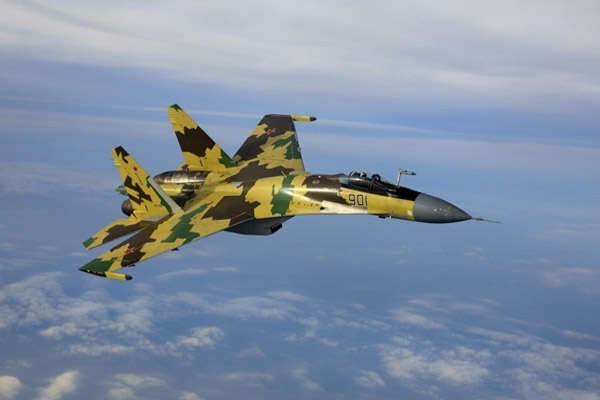 資料圖：俄羅斯蘇-35戰(zhàn)斗機。
