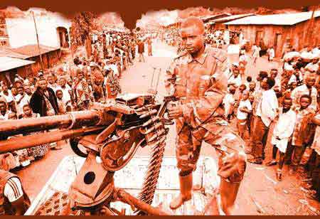 武裝組織士兵在“領地”巡邏。