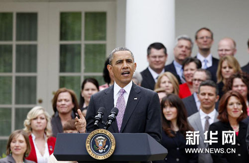 　4月23日，在美國(guó)首都華盛頓白宮玫瑰園舉行的2013美國(guó)年度教師獎(jiǎng)?lì)C獎(jiǎng)儀式上