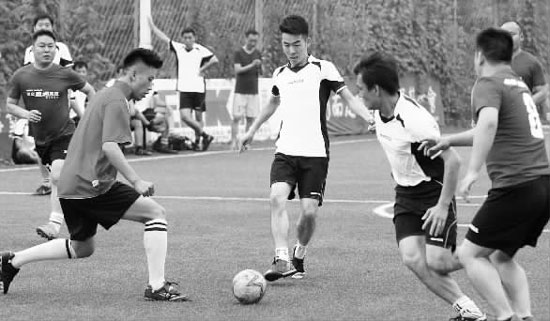 三場小組賽三戰(zhàn)全勝，我們只看到了開頭，沒猜中結(jié)尾