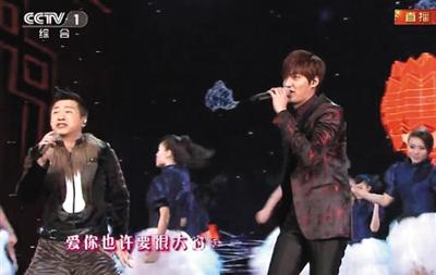 李敏鎬與庾澄慶的《情非得已》配上京劇鑼鼓點(diǎn)，讓很多網(wǎng)友覺(jué)得有違和感。