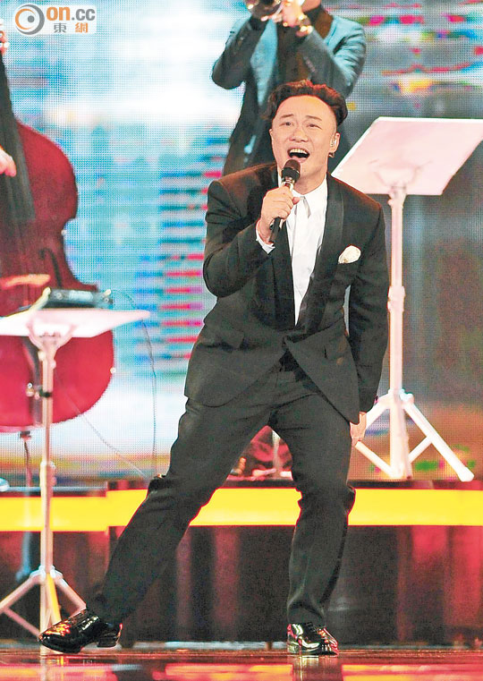 陳奕迅不負眾望，終于榮登金曲歌王寶座。