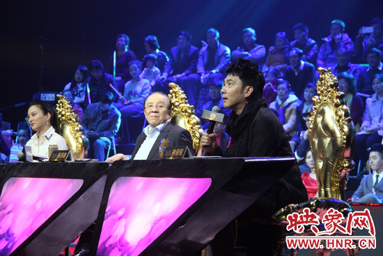 李玲玉、楊洪基、林依輪三位明星評(píng)委