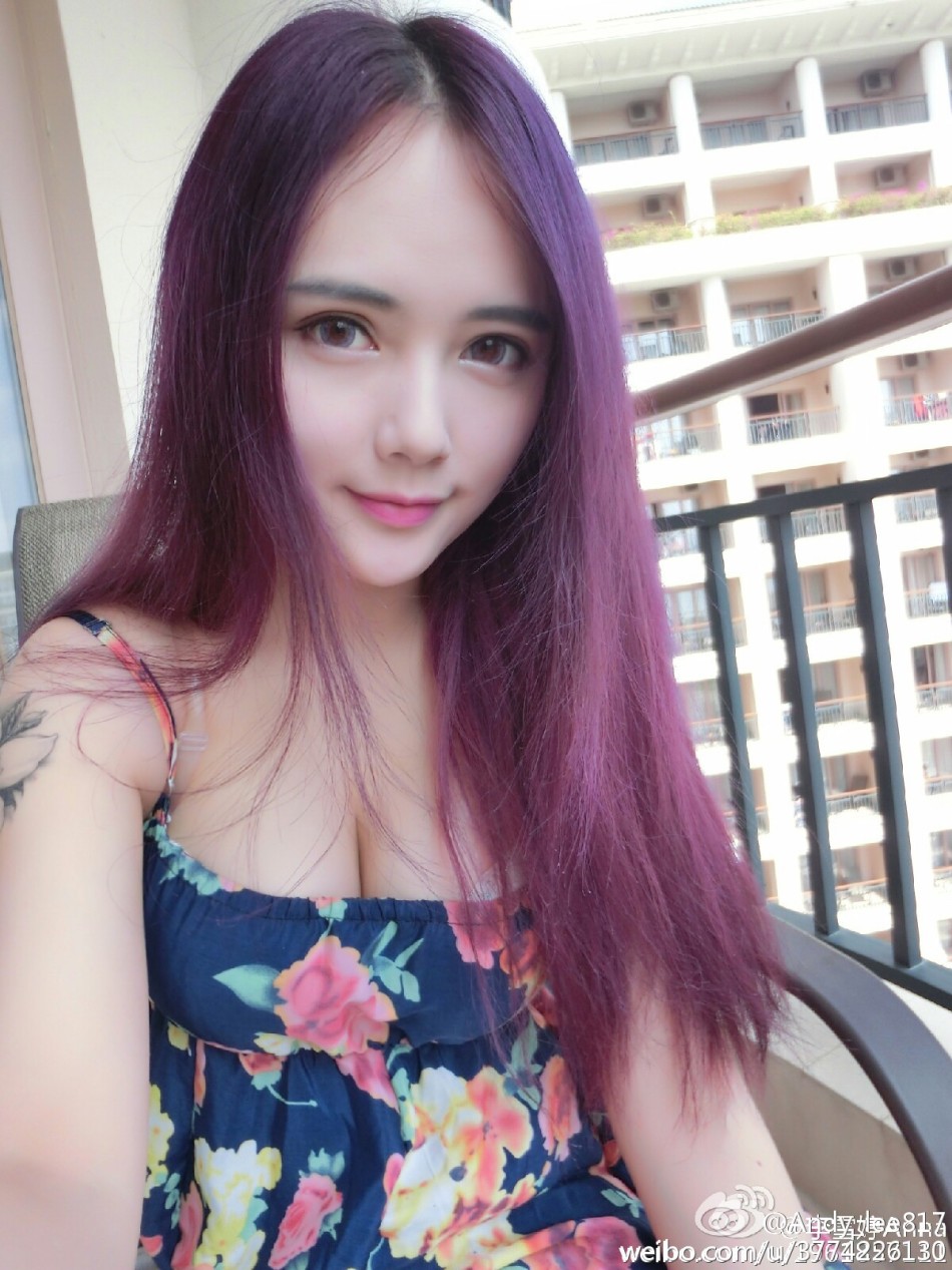 湖大21歲?；ㄇ巴购舐N無懼走光