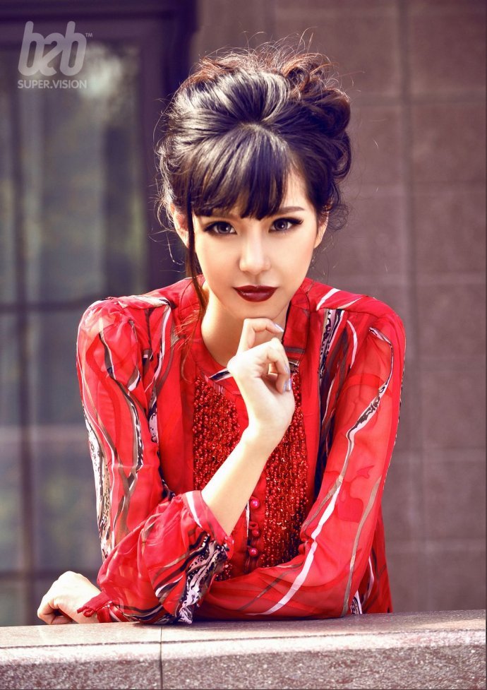 工大最美?；ㄍπ爻鲧R破底線